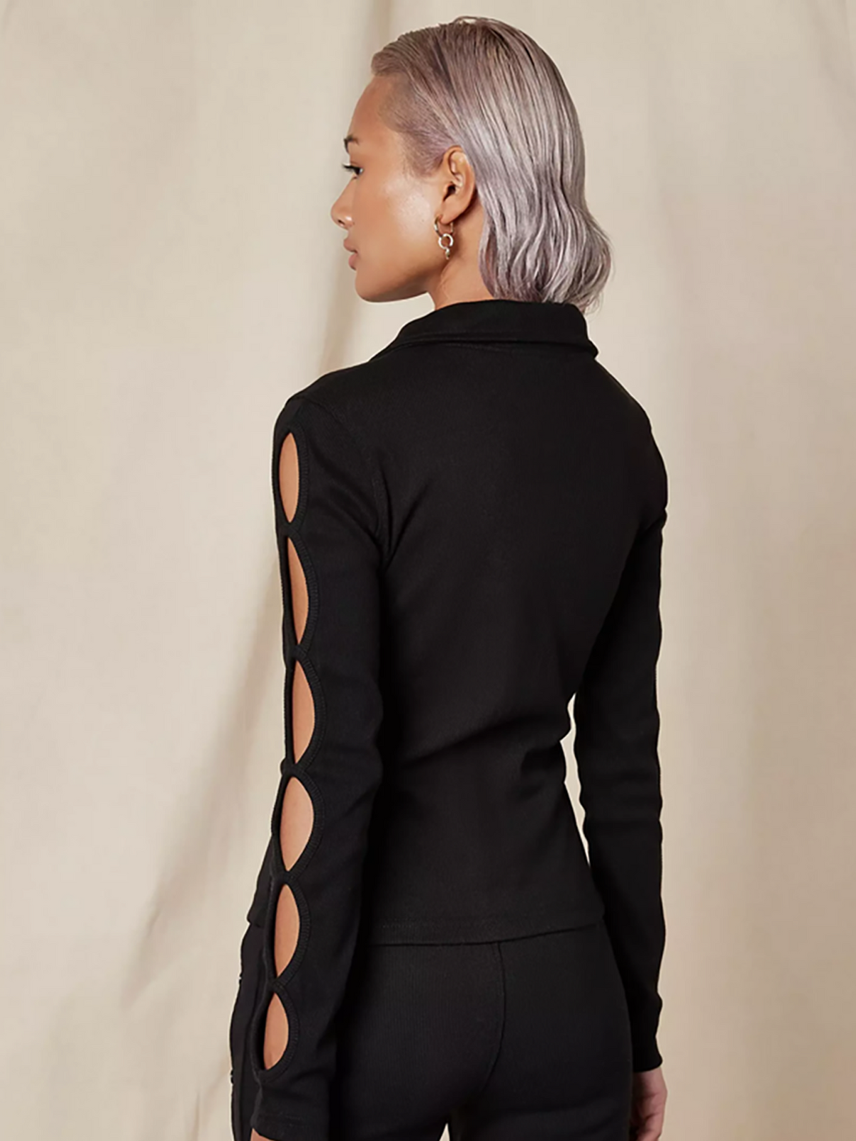 KittenAlarm - V-neck long-sleeve cut-out top