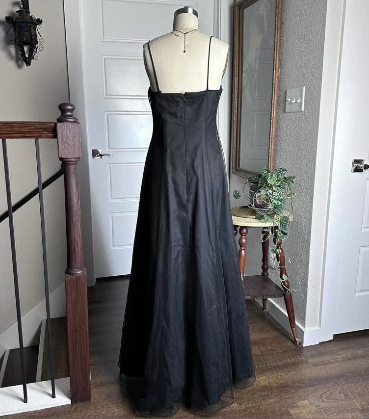 Chic Spaghetti Straps Black Satin Tulle Beaded A Line Birthday Prom Dress Long Party Dress D1689