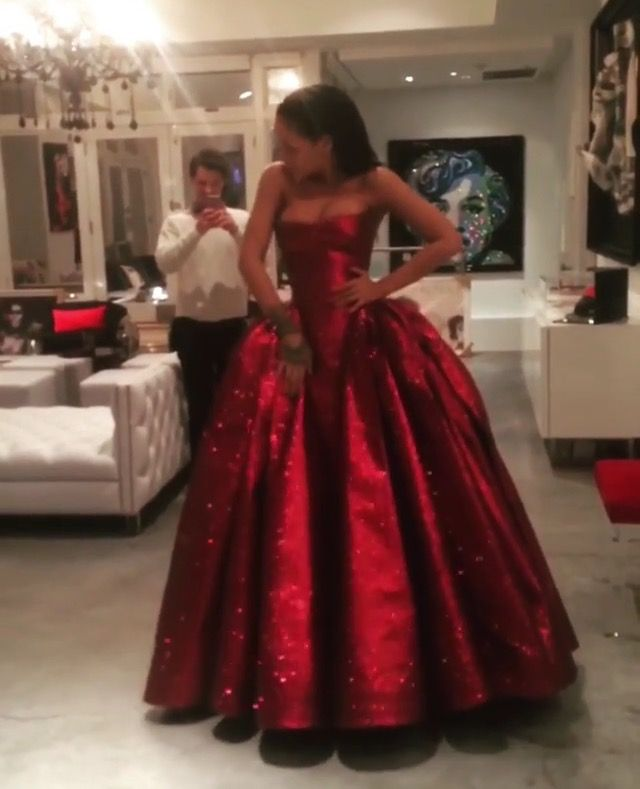 Elegant Burgundy Strapless Satin Long Wedding Guest Dress Formal Party Gown D1767