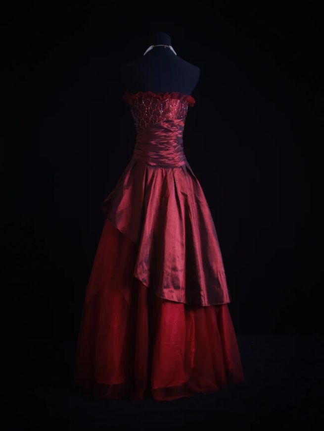 Vintage Burgundy Strapless Satin Tulle Beaded A Line Long Evening Dress Birthday Prom Gown D1662