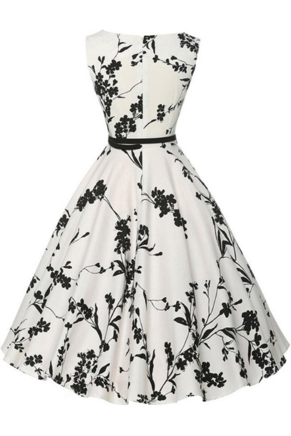 Vintage Round Neck Belt Hepburn Printed Dress