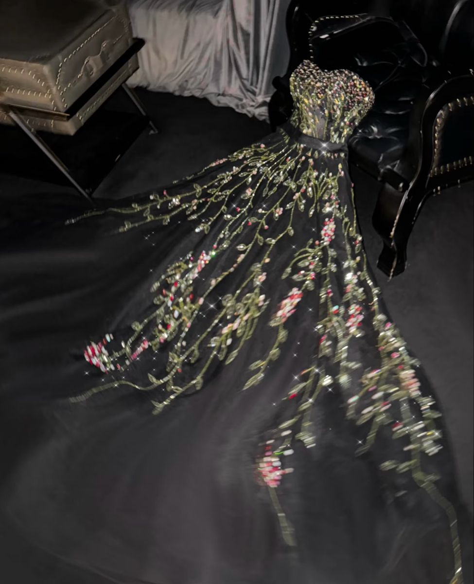 Gorgeous Black Strapless Tulle Beaded Long Prom Dress party Gown D1226