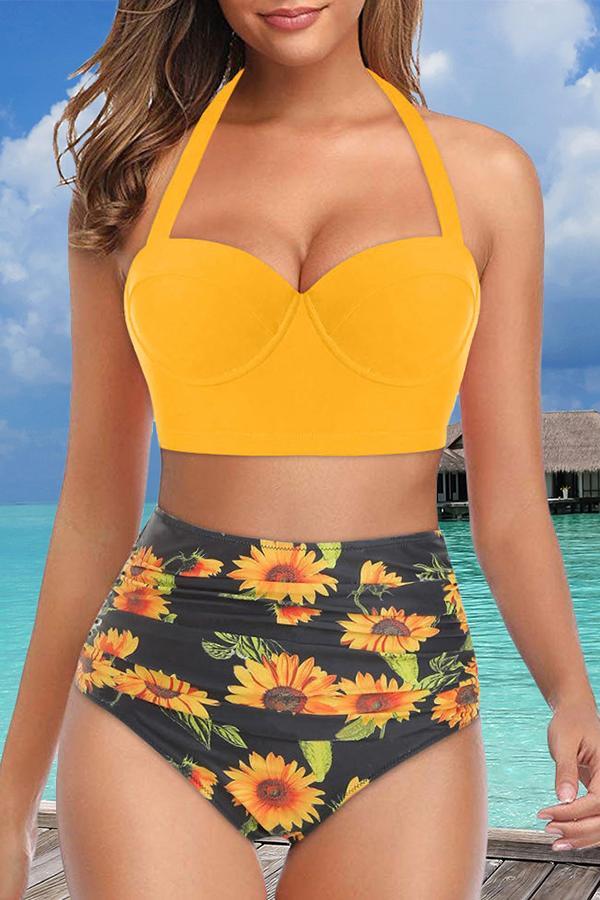 On-trend Flower Printed Bikini Swimsuit (5 Colors) - Fashionpara