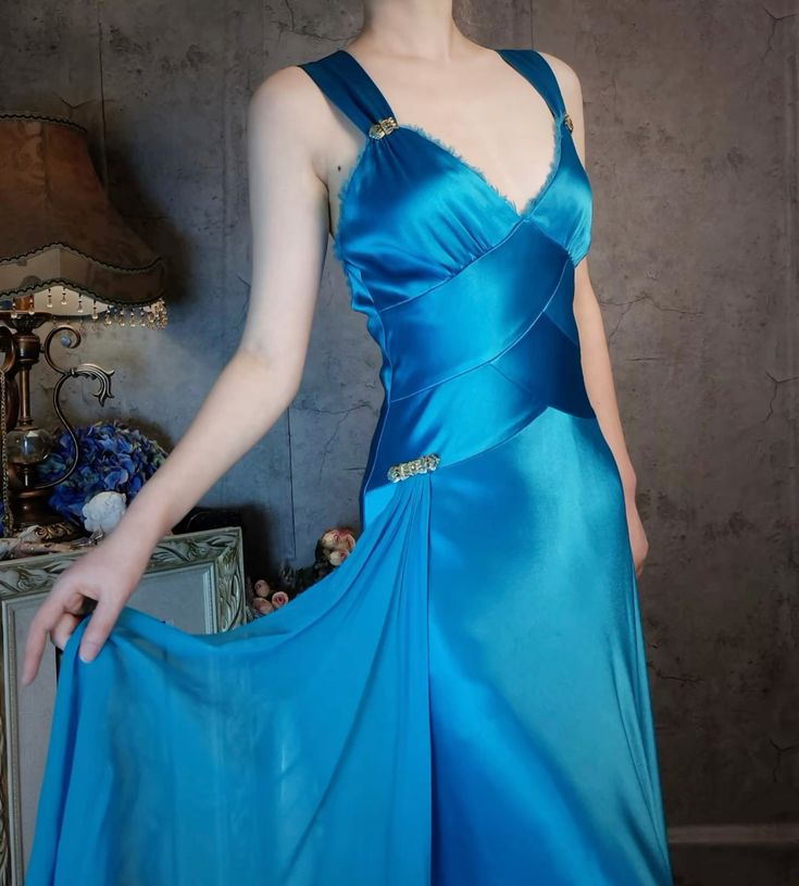 Vintage Blue V NecK Satin Mermaid Evening Dress Long Birthday Prom Gown D1475