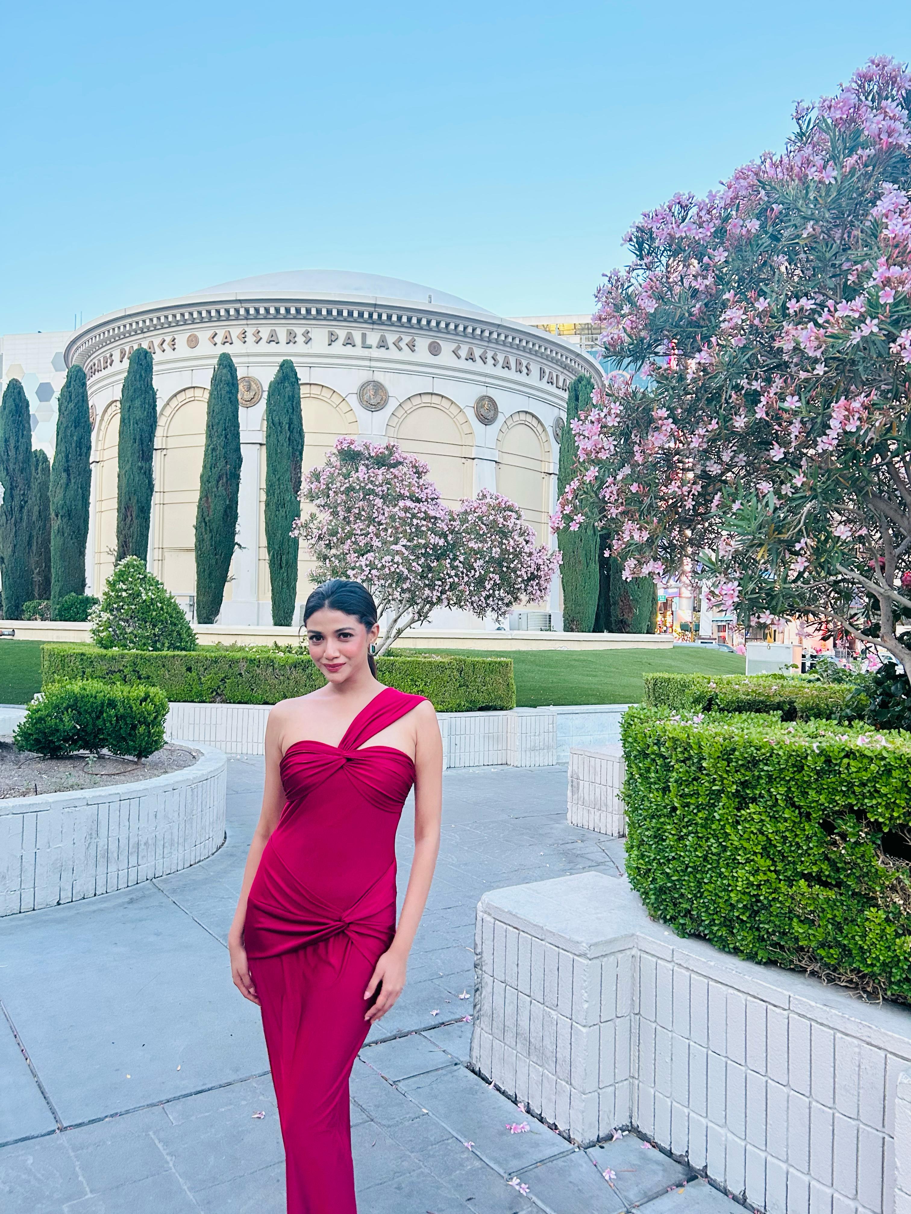 Saura Seni X Miakee - Trapeze