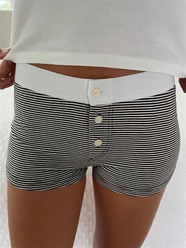 Solid Heart Print Elastic Short