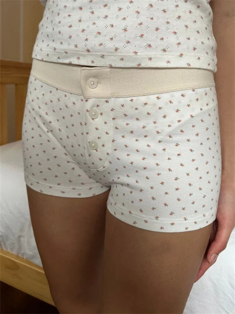 Solid Heart Print Elastic Short