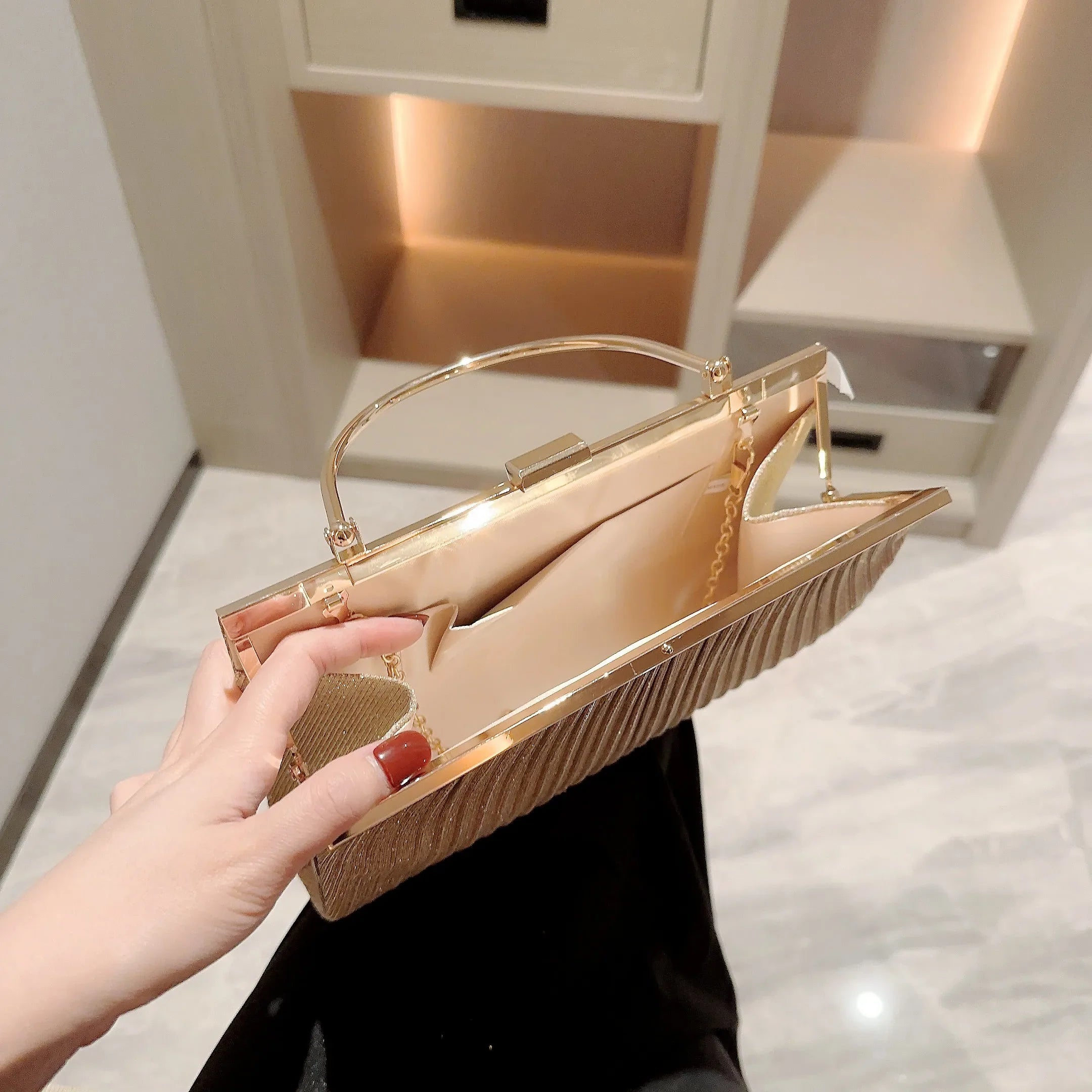 Classic Pleated Sparkling Evening Handbag