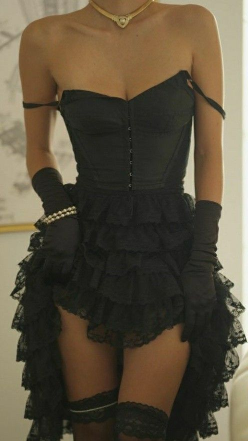 Sexy Spaghetti Straps Lace Layered Cocktail Dress Black Homecoming Dress S317