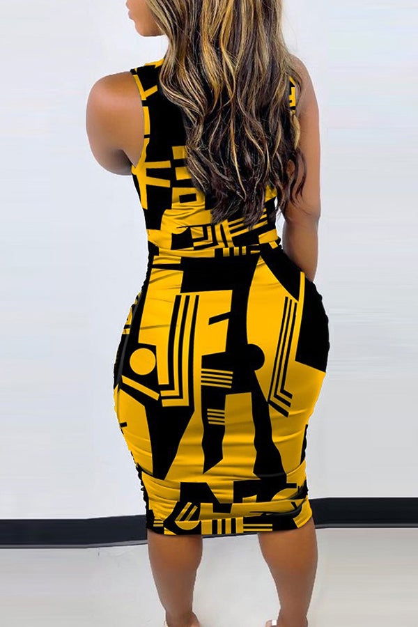 Feminine Graphic Print Sleeveless Slim Fit Midi Dress  Fashionpara