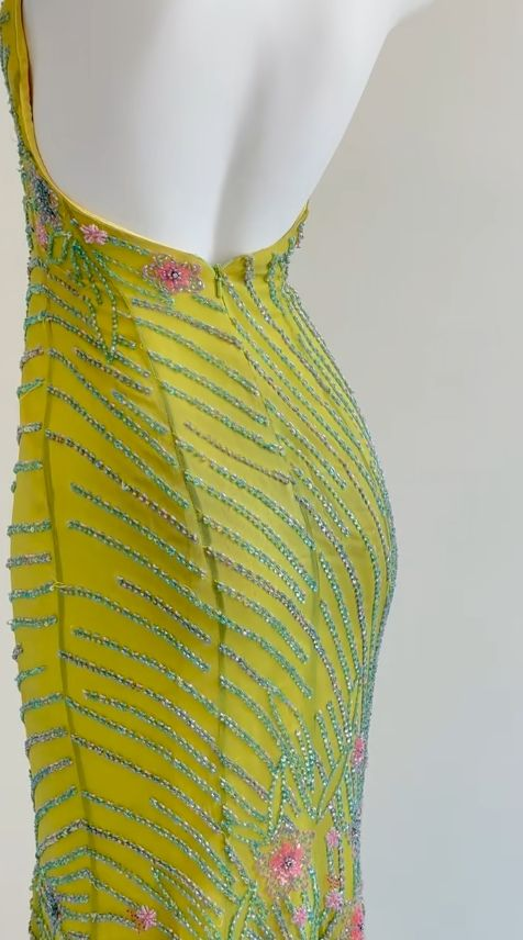 Unique Green Halter V Neck Chiffon Beaded Mermaid Evening Dress Backless Long Party Dress D1323