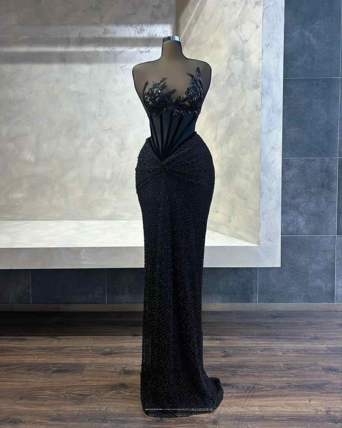 Scoop Neck Sleeveless Mermaid Floor-Length Prom Dress Appliques Lace Party Dress with Beads