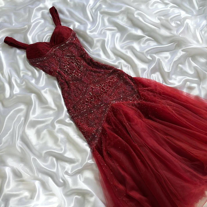 Gorgeous Red V NecK Tulle Sequin Beaded Mermaid Long Evening Dress Formal Birthday Party Dress D1480