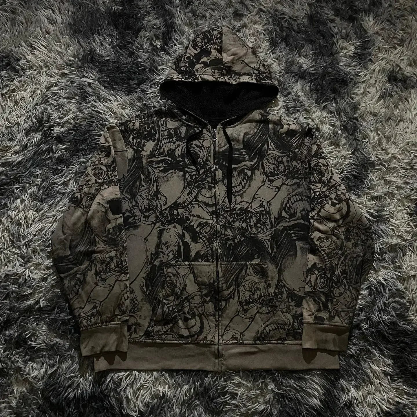 High-Quality Gothic Skull Print Hoodie