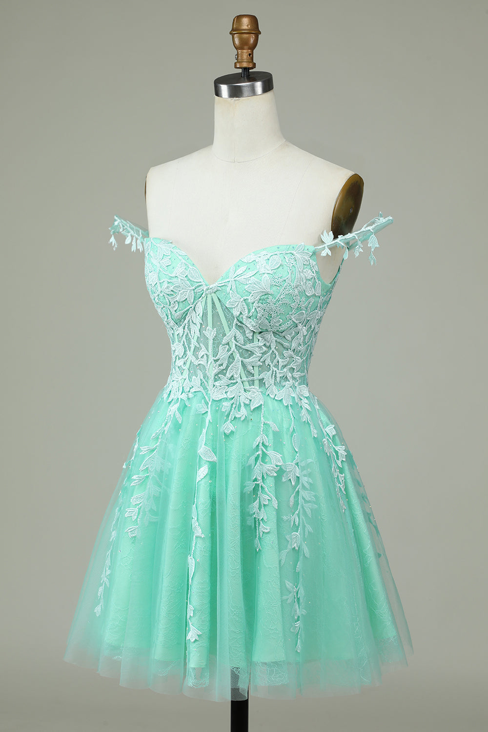 Pink Spaghetti Straps Short Homecoming Dress with Appliques