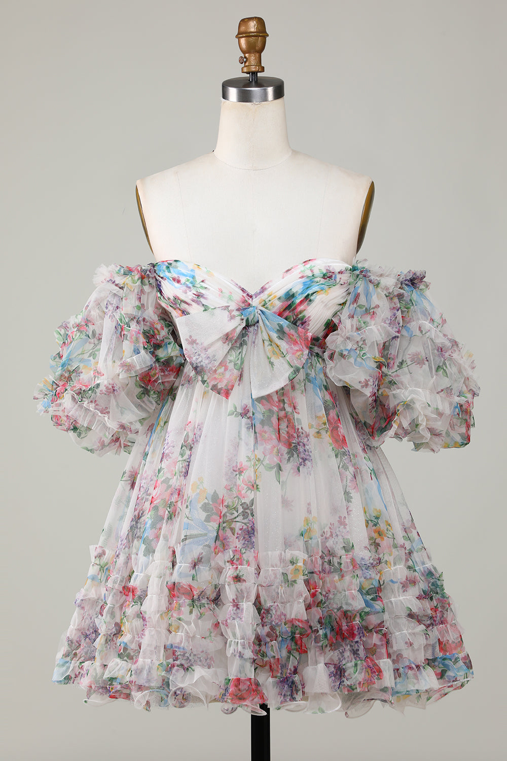 Charming A-Line Puff Sleeves Short Tulle Homecoming Dress