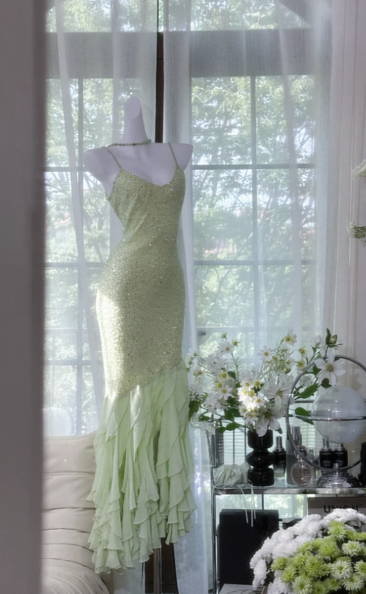 Pretty Spaghetti Straps Light Green Chiffon Beaded  Ruffles Mermaid Evening Dress Long Party Dress D1555