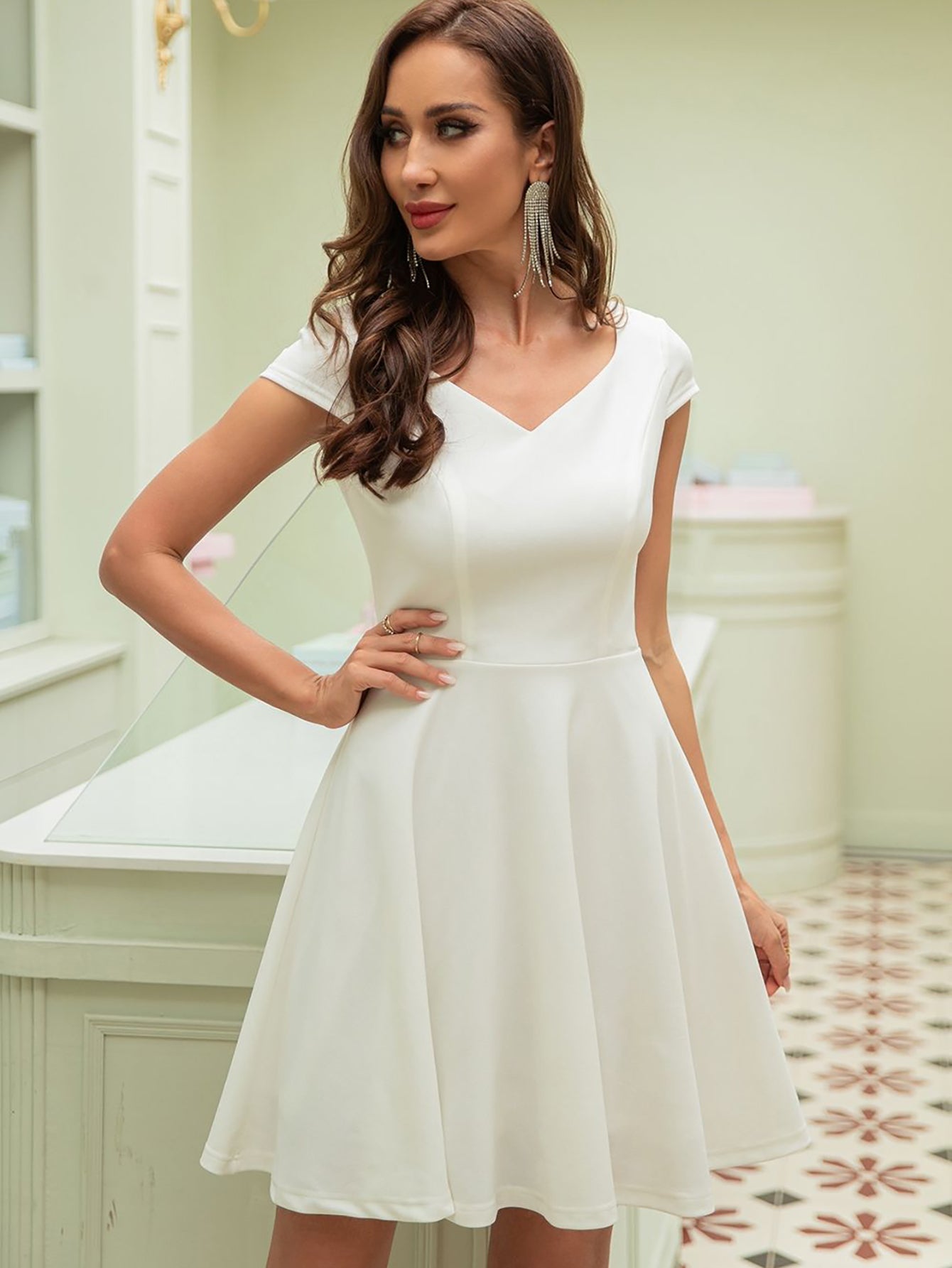 White A Line Sleeveless Lace Vintage Short Graduation Party Dress - Fashionpara