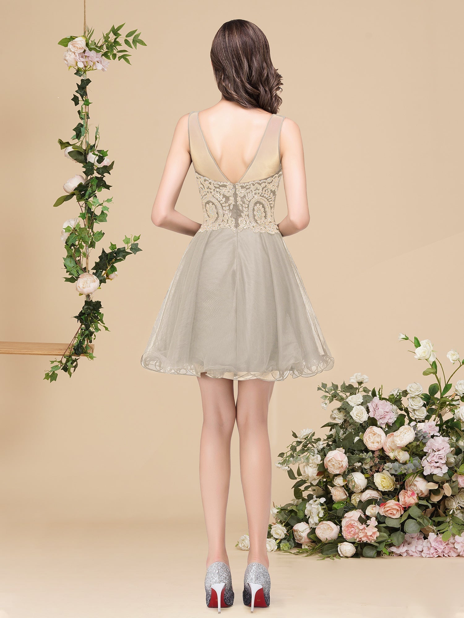 A-line Crew Short Sleeveless Appliques Prom Dresses