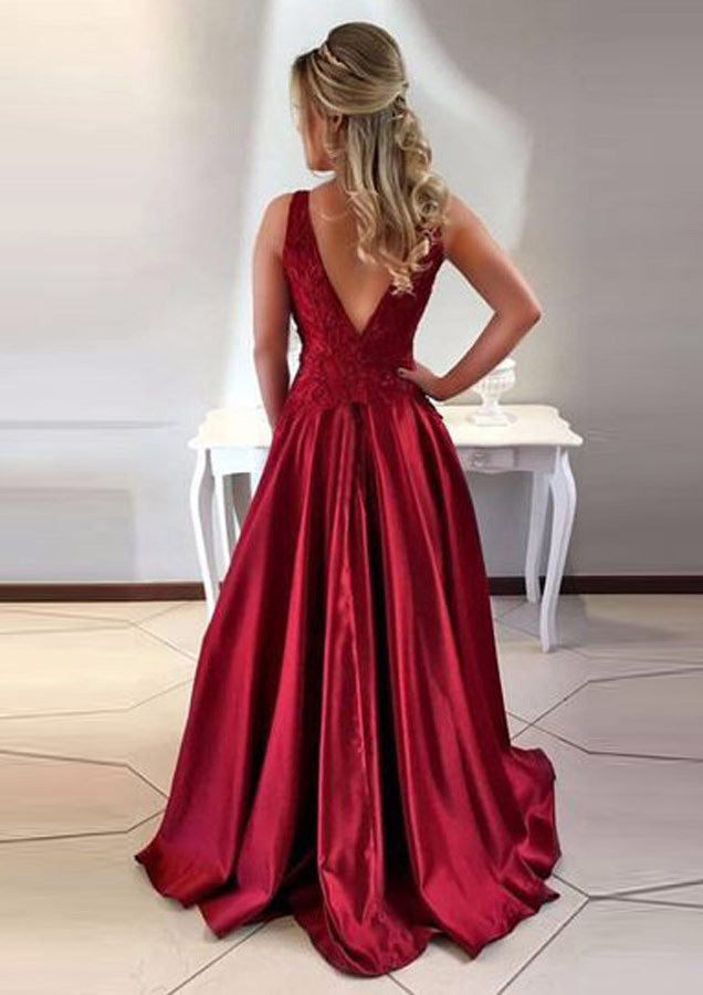 A-Line/Princess Scoop Neck Sweep Train Satin Prom Dress/Evening Dress With Appliqued - Fashionpara