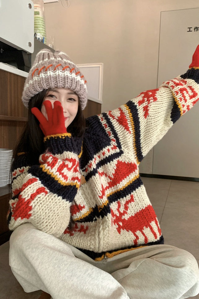 Knitted Relaxed Deer Striped Sweater