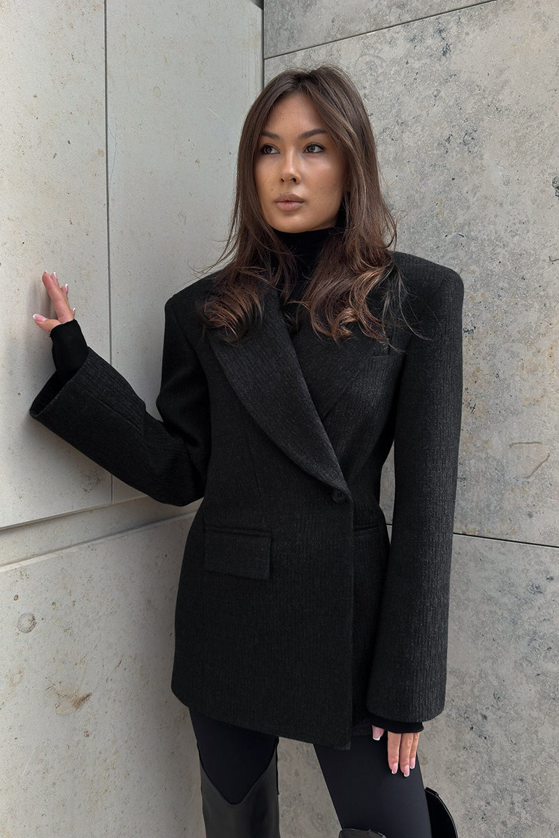 Notched Lapel Belted Tailored Blazer 2