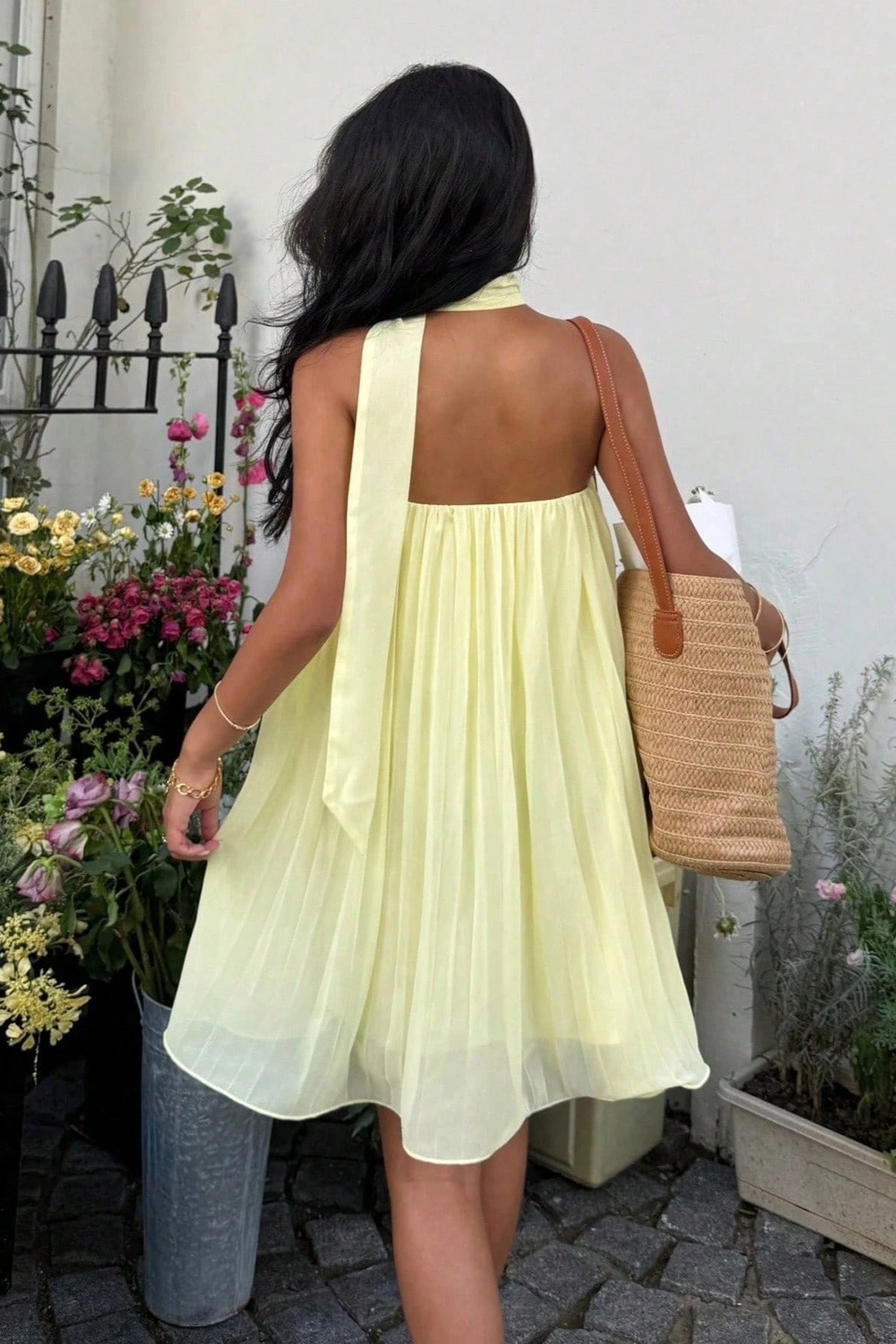 Chiffon Halter Neck Pleated Babydoll Mini Dress