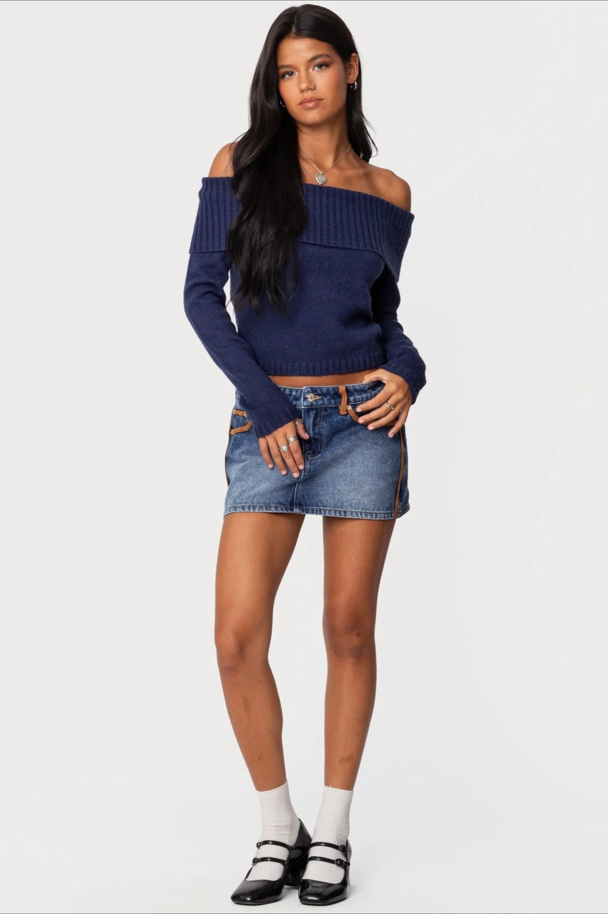 Solid Color Off-Shoulder Boat Neck Long-Sleeve Knit Top 3