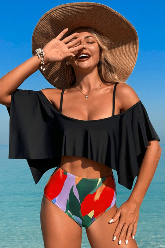 Two-piece swimsuit with large ruffled sleeves and floral shorts - Fashionpara