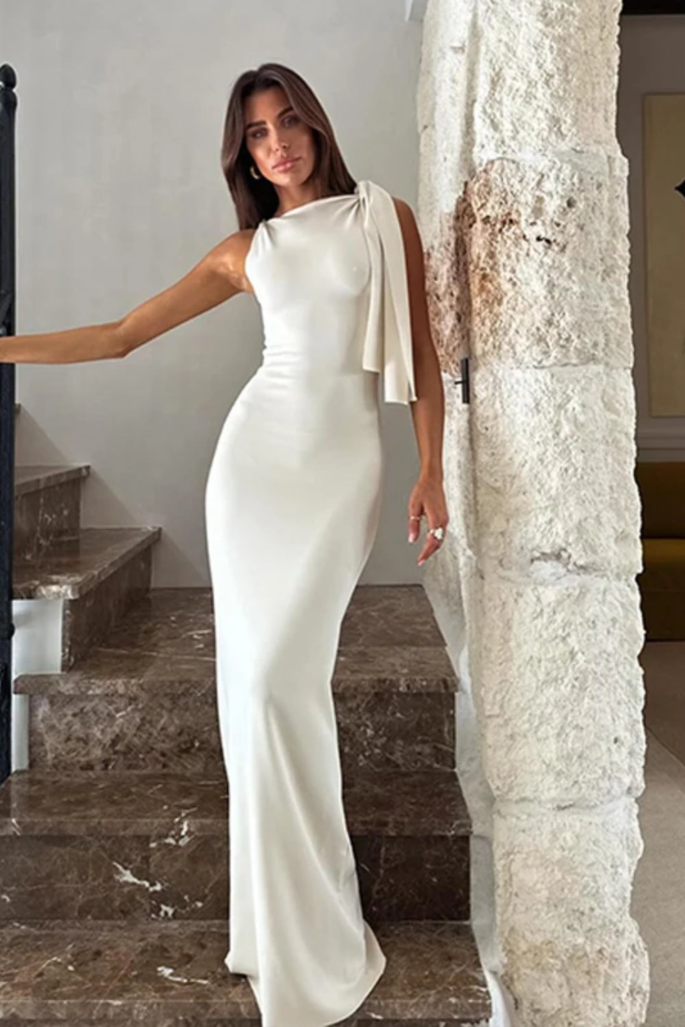 Jersey O-Neck Solid Fitted Club Maxi Dress