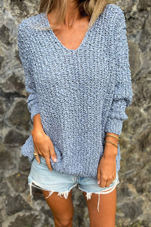 Lady Rin V-neck Loose Knitted Sweater in Solid Colors