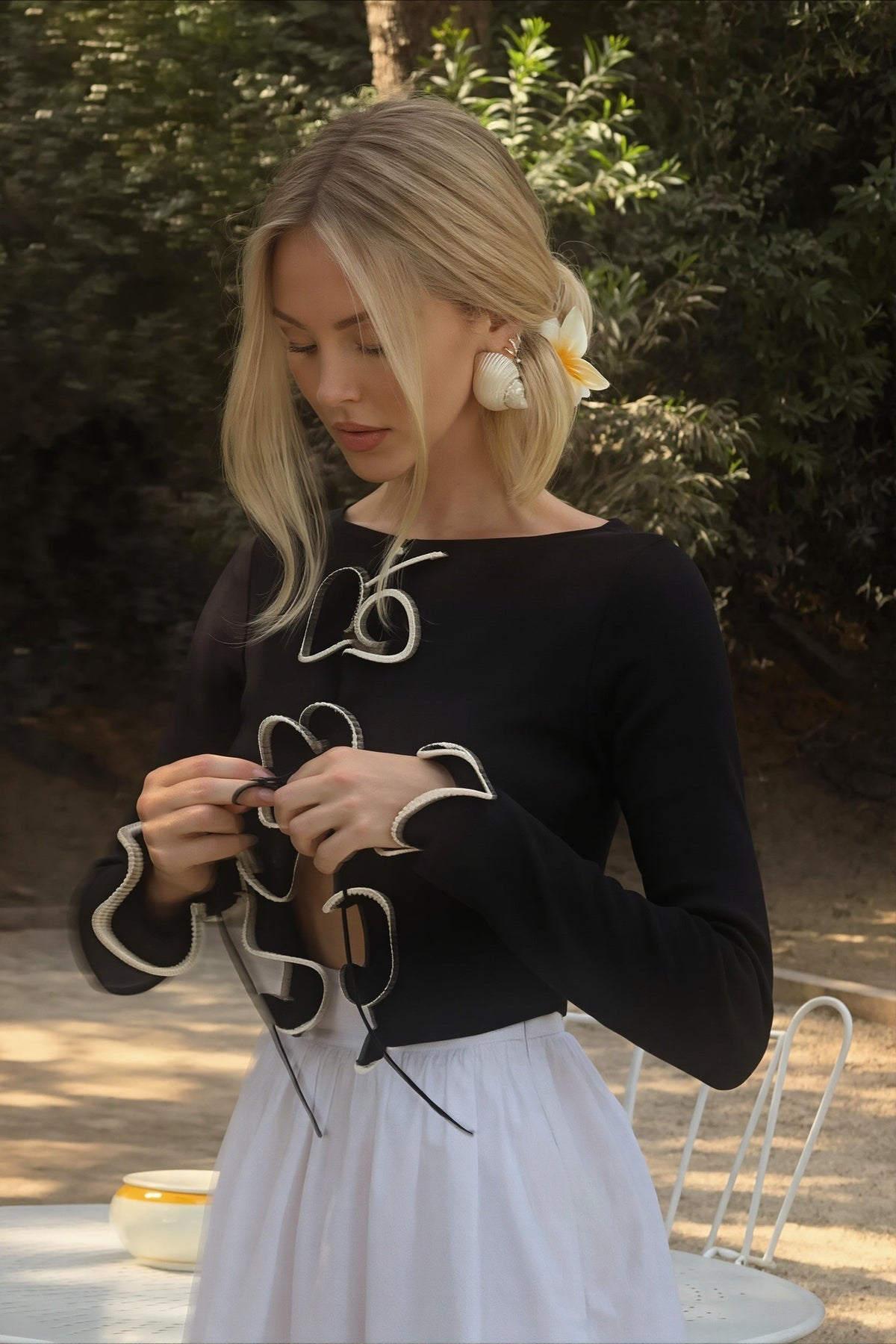 Tie Contrast Ruffle Cropped Cardigan