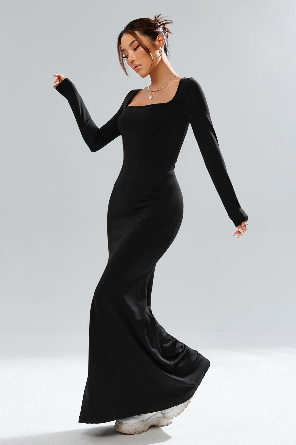 Square Neck Long Sleeve Bodycon Mermaid Maxi Dress