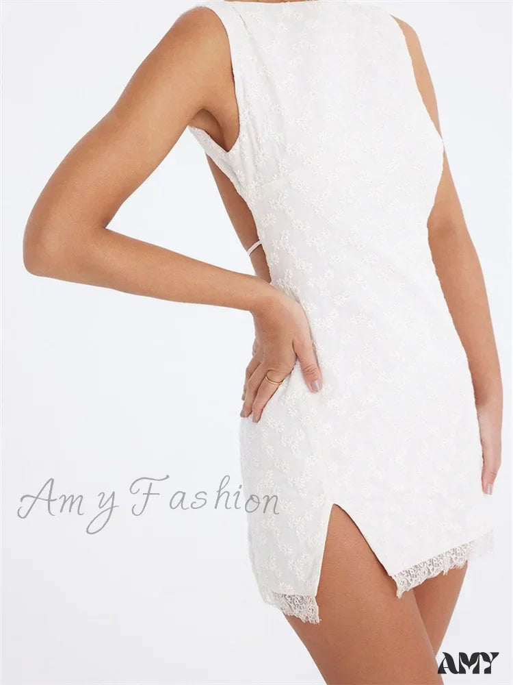 Floral Textured Boat-Neck Lace-Hem Bodycon Mini Dress 4