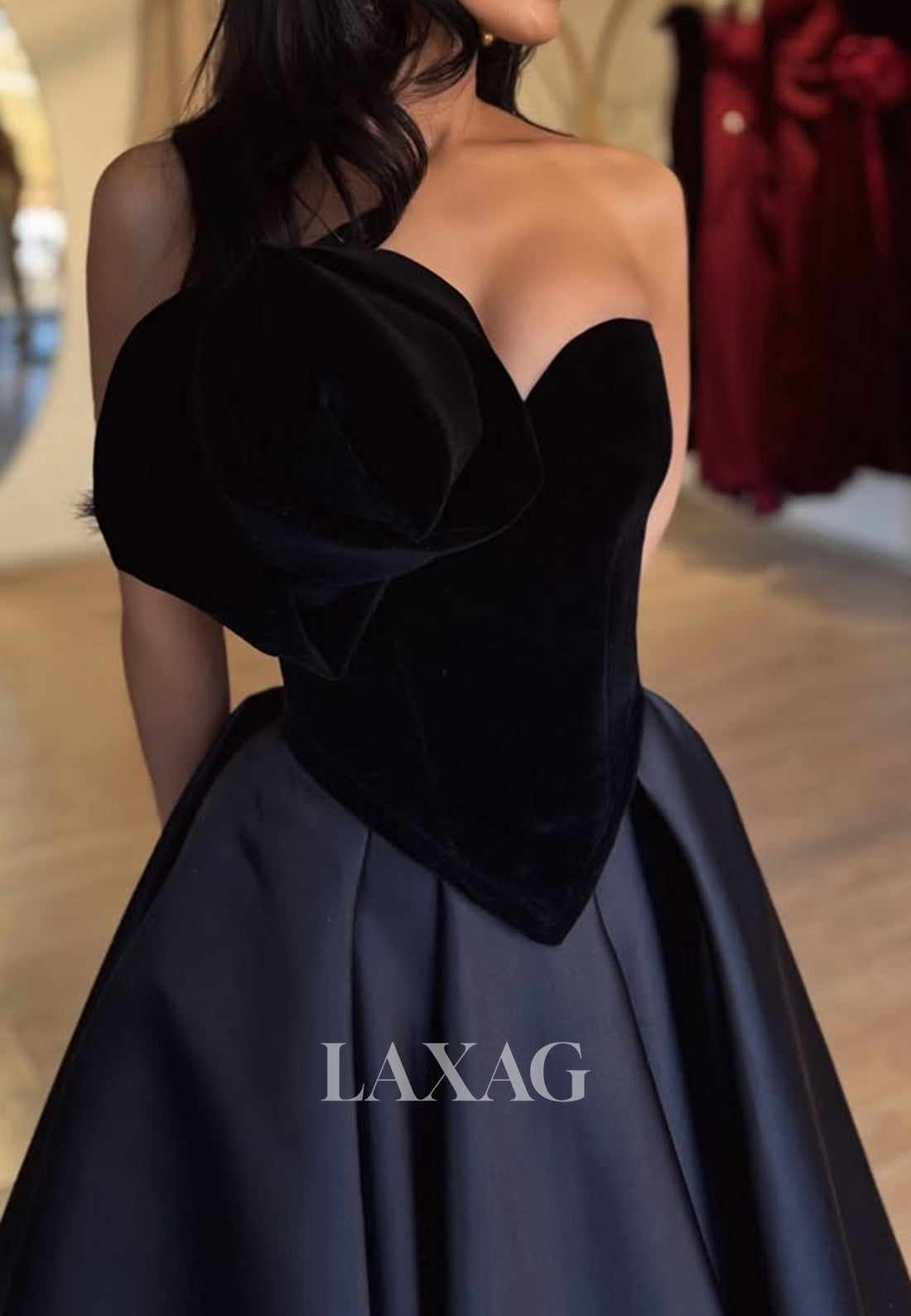 Floral Embossed Sweetheart Sleeveless A-Line Prom Dress Off-Shoulder Pleated Evening Gowns