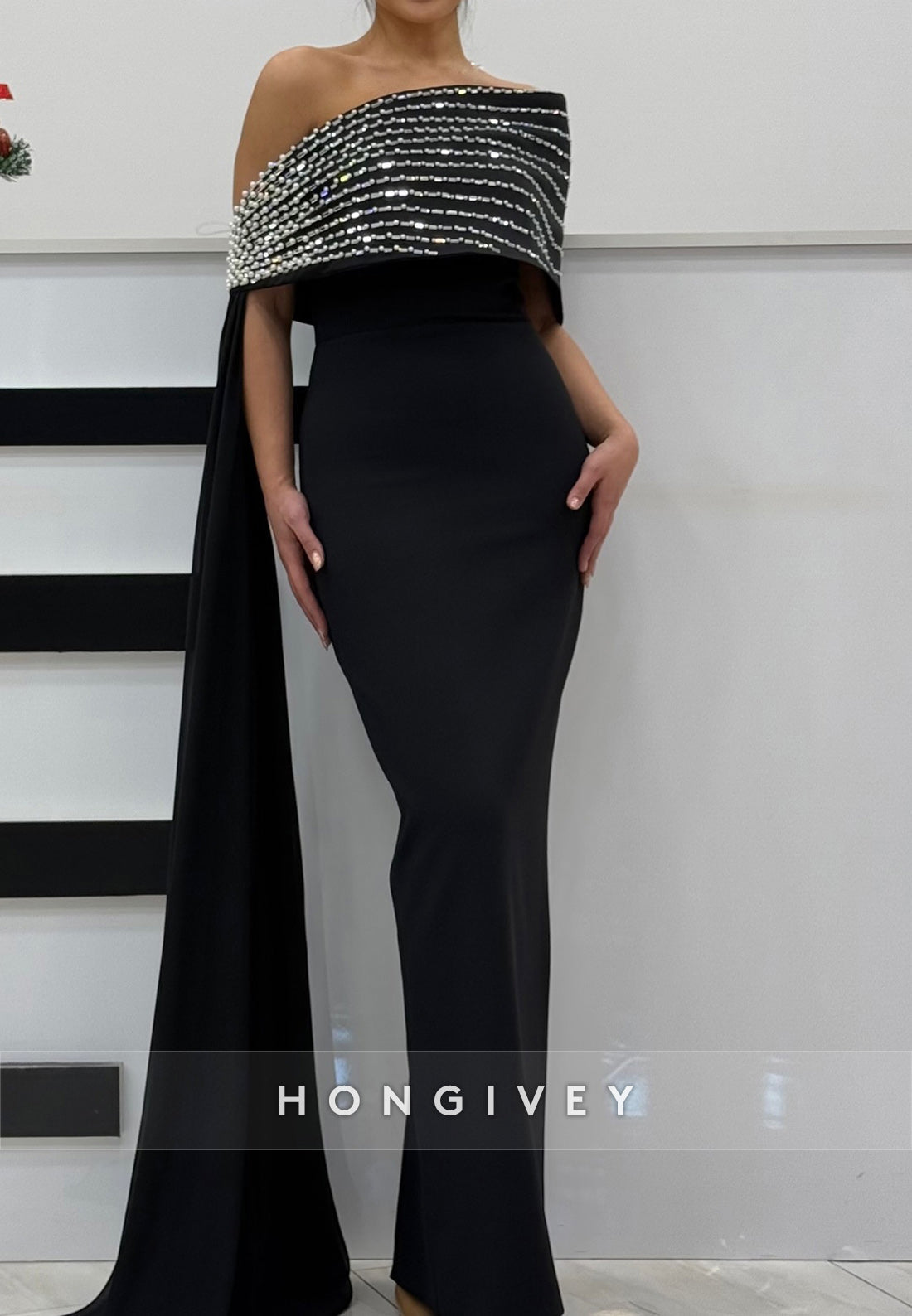 Evening Gown Sheath Floor-Length One Shoulder Satin Appliqued Evening Gown