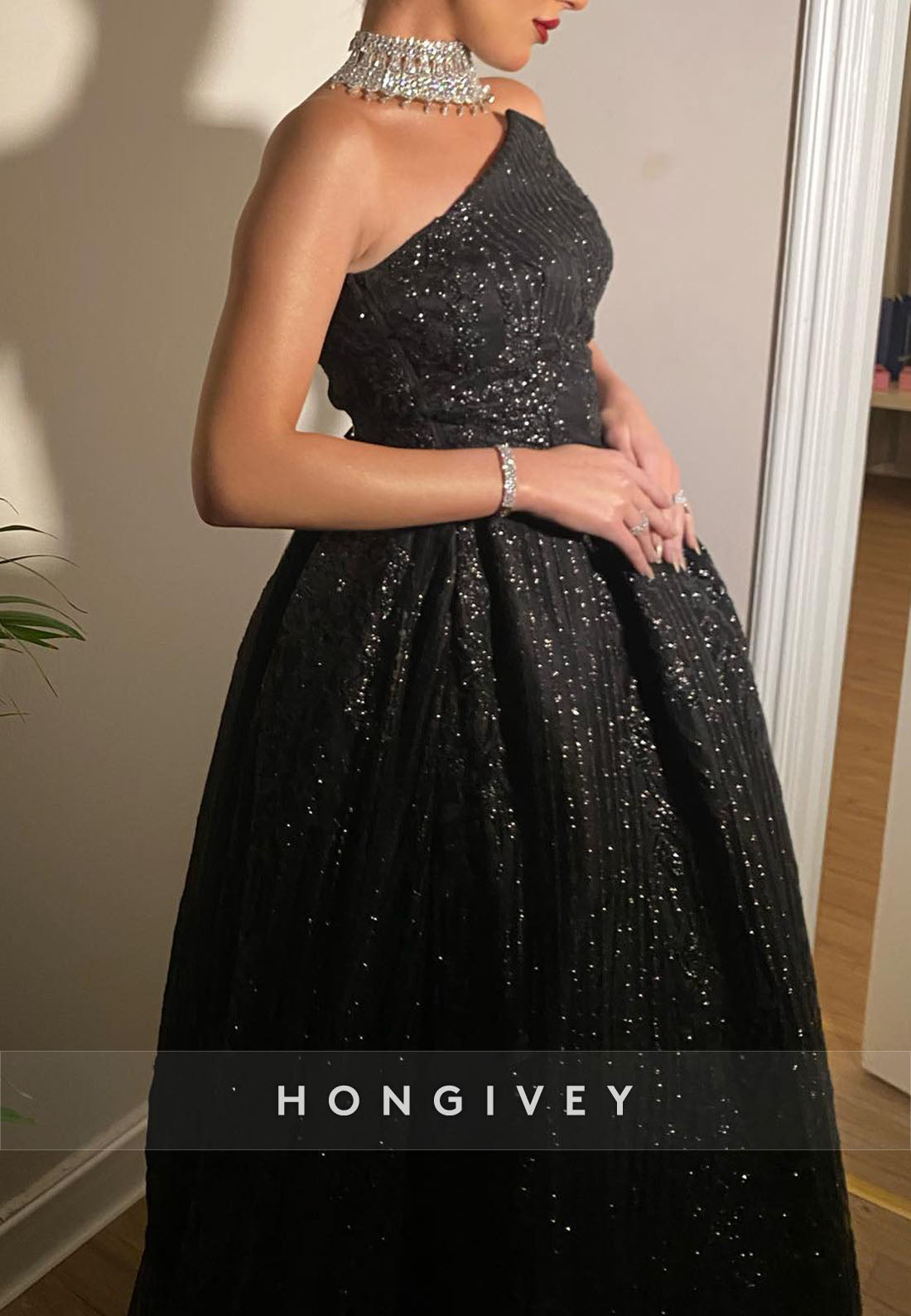 Ladder Back Floor-Length A-line Evening Gown Glitter Off the Shoulder Formal Dresses