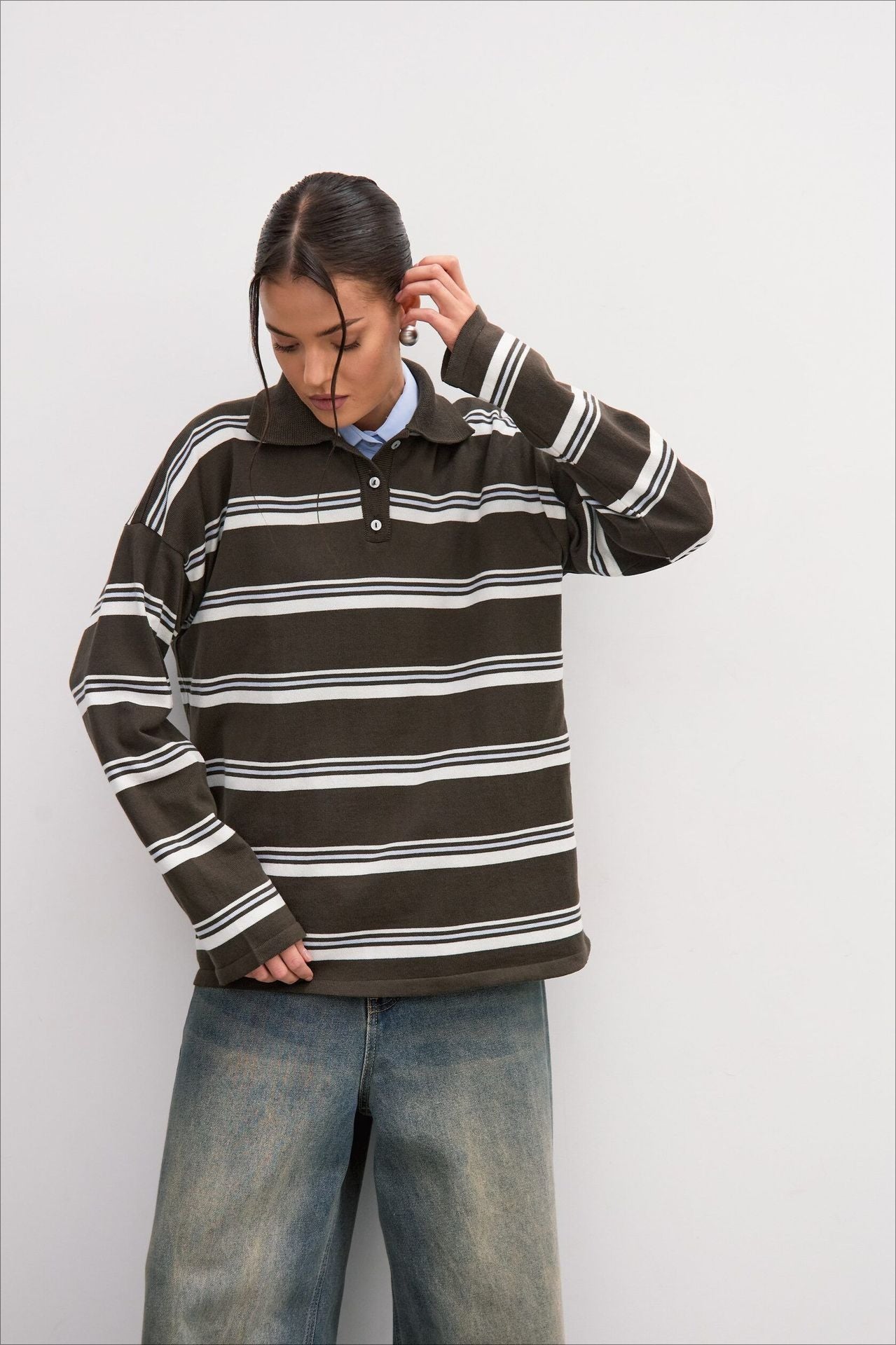 Relaxed Collared Striped Long Sleeve Blouse