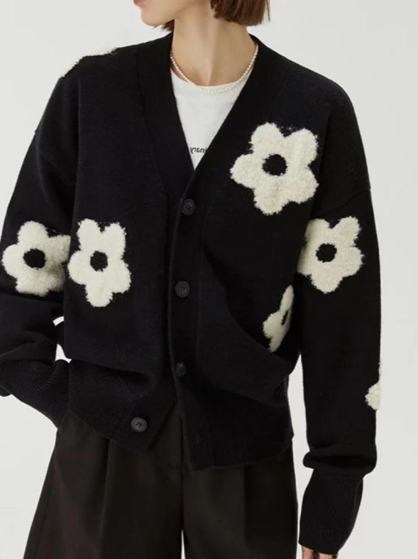 Elegant Jacquard Knit V-Neck Cardigan for Stylish Comfort