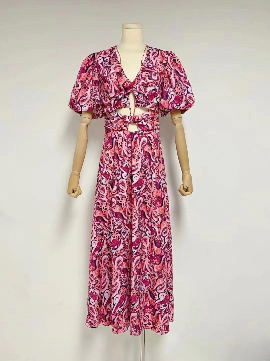 Paisley Print Puff Sleeve Cutout Waist Maxi Dress