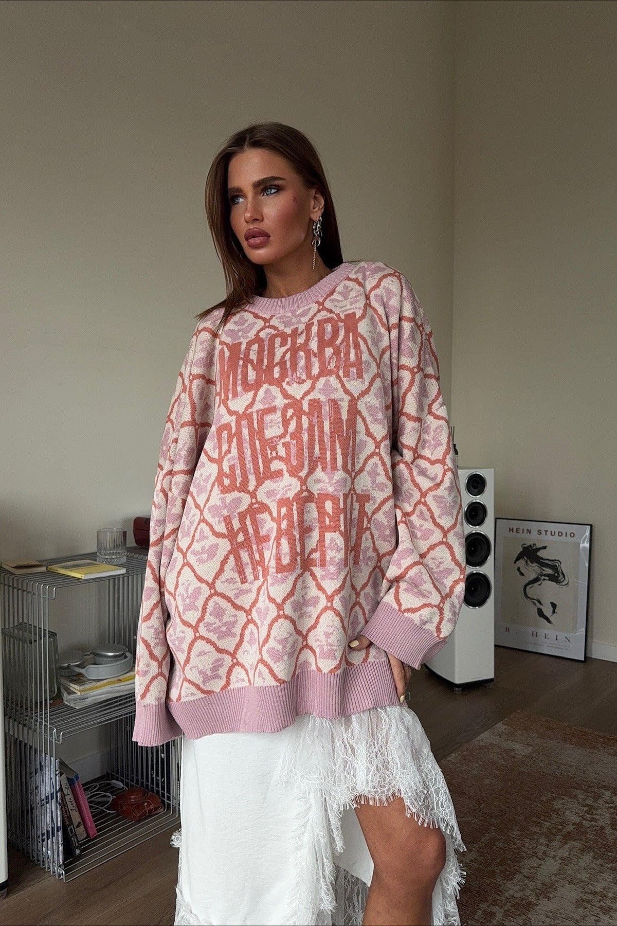 Vintage Letter Print Sweater for Effortless Street Style