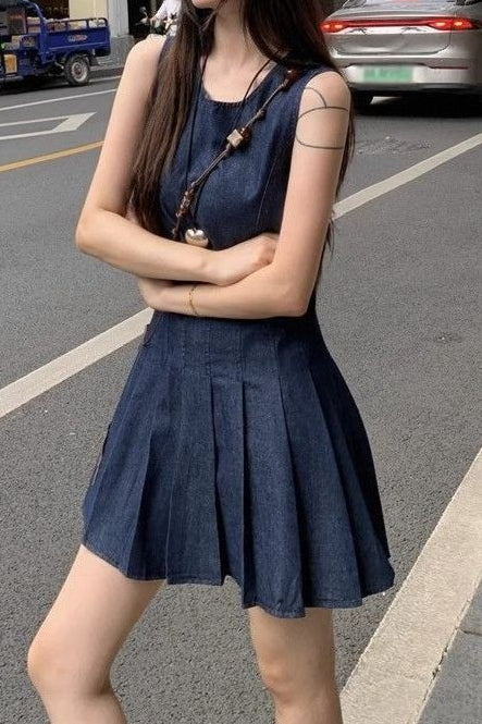 Sleeveless Pleated Denim Dress