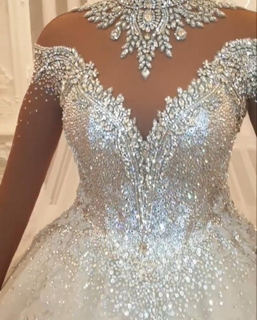 Beautiful Princess A-line Wedding Dress with Jewels and Lace, Featuring Long Sleeves - Fashionpara