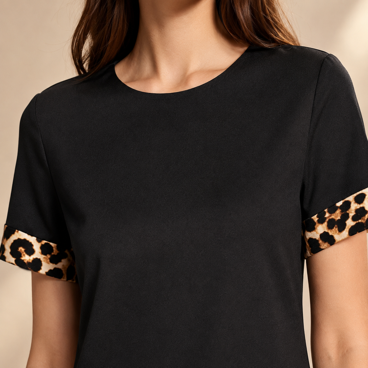Crew Neck Short Sleeve Leopard Trim Shift Dress 2