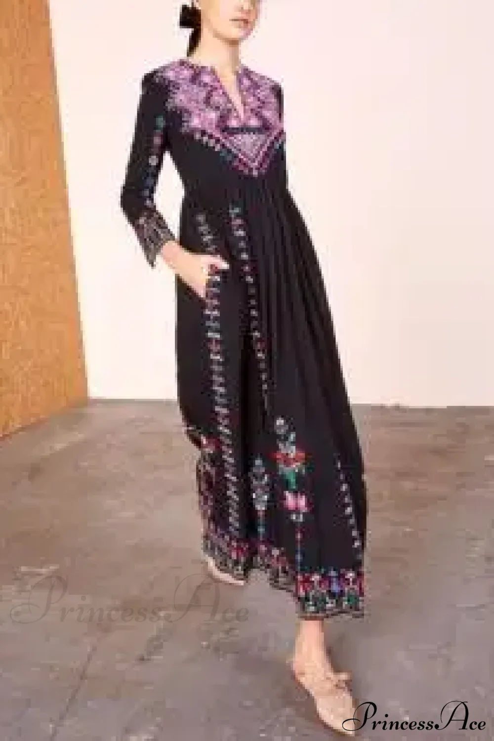Boho Long Dress Ethnic Floral Embroidery Rayon V-neck Chic Dress Black / S bohodress-250126