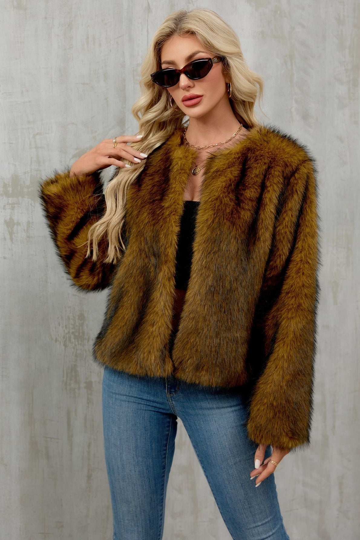 Cropped Faux Fur Zip Coat - Fashionpara