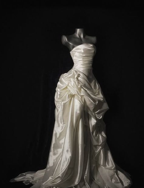 Gentle A Line Strapless Pleated White Satin Long Wedding Dress