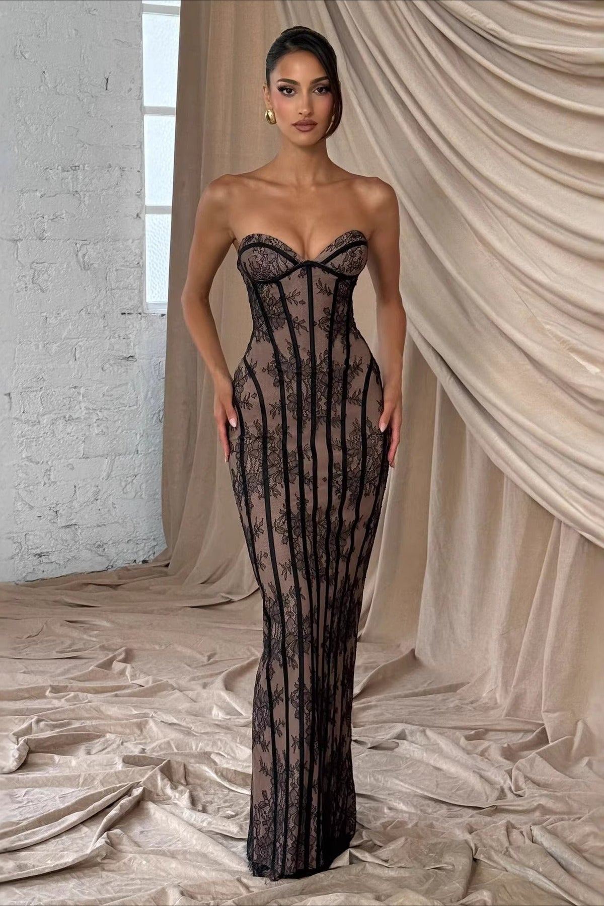 Lace Bodycon Maxi Dress