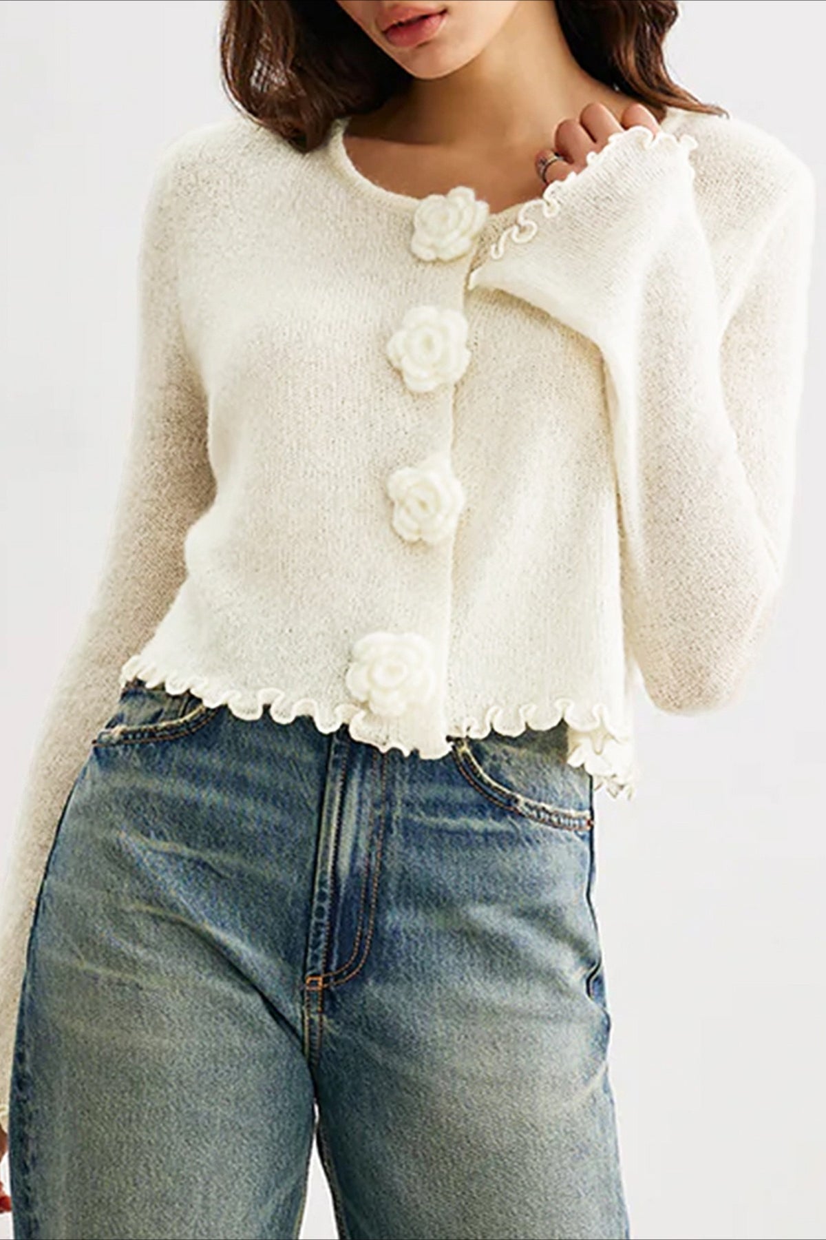 Slim-Fit 3D Floral Ruffled Knit Cardigan for Elegant Style