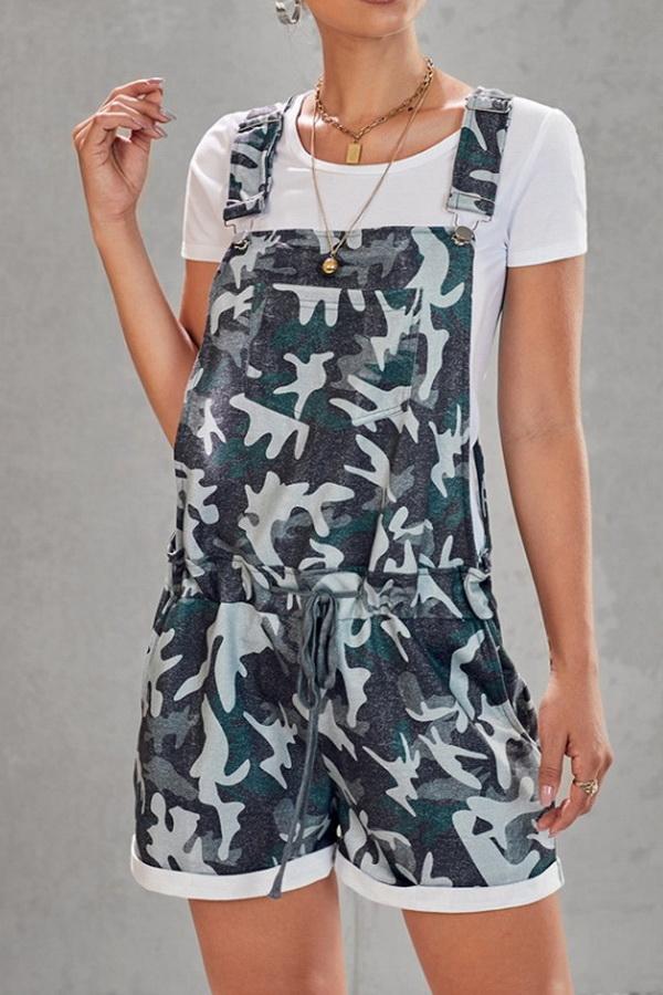 Camouflage Printed High-waist Strap Shorts